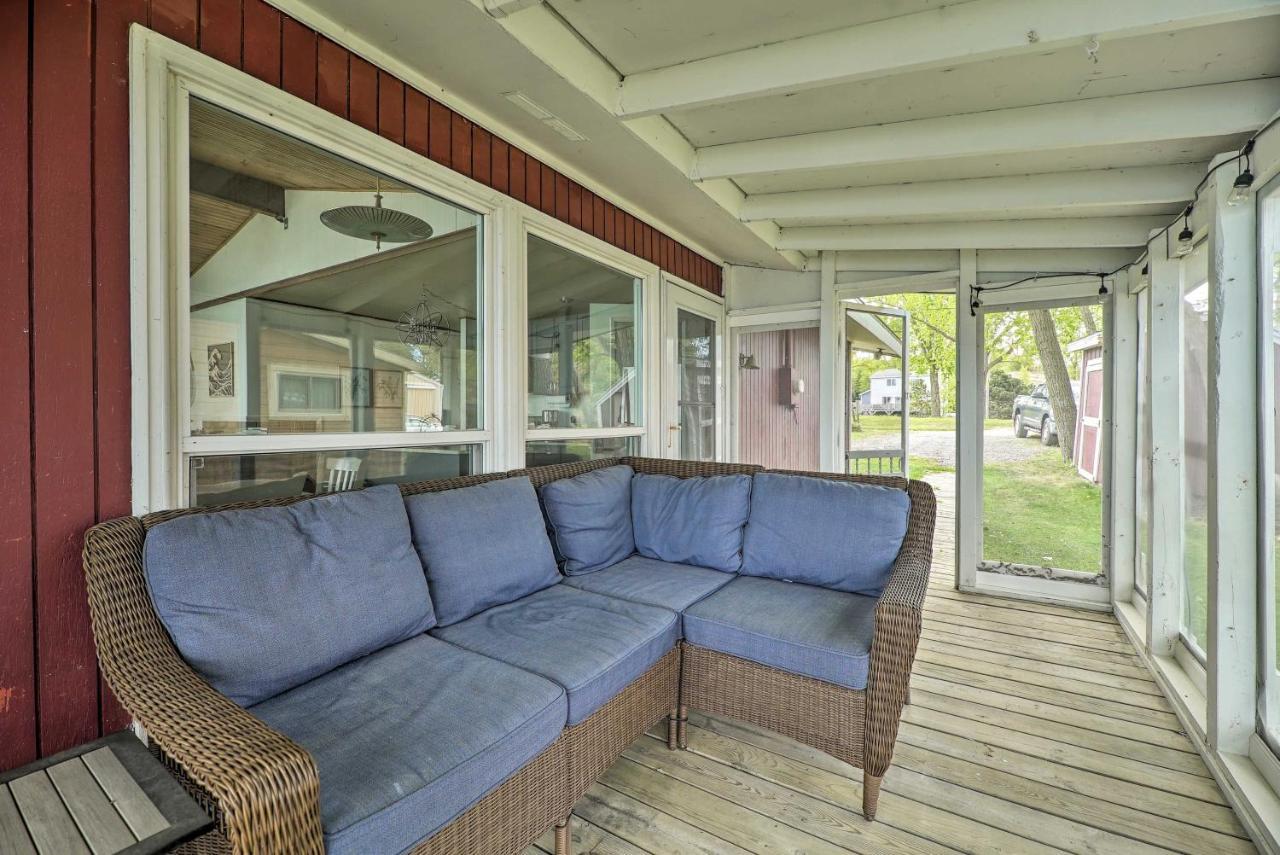 Lakefront Cottage Near Wineries And State Parks! Мирс Экстерьер фото
